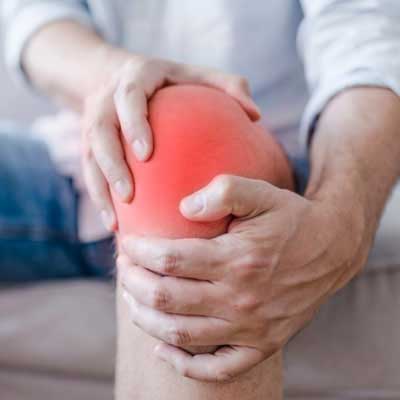 chronic knee pain hospitals in Himayatnagar